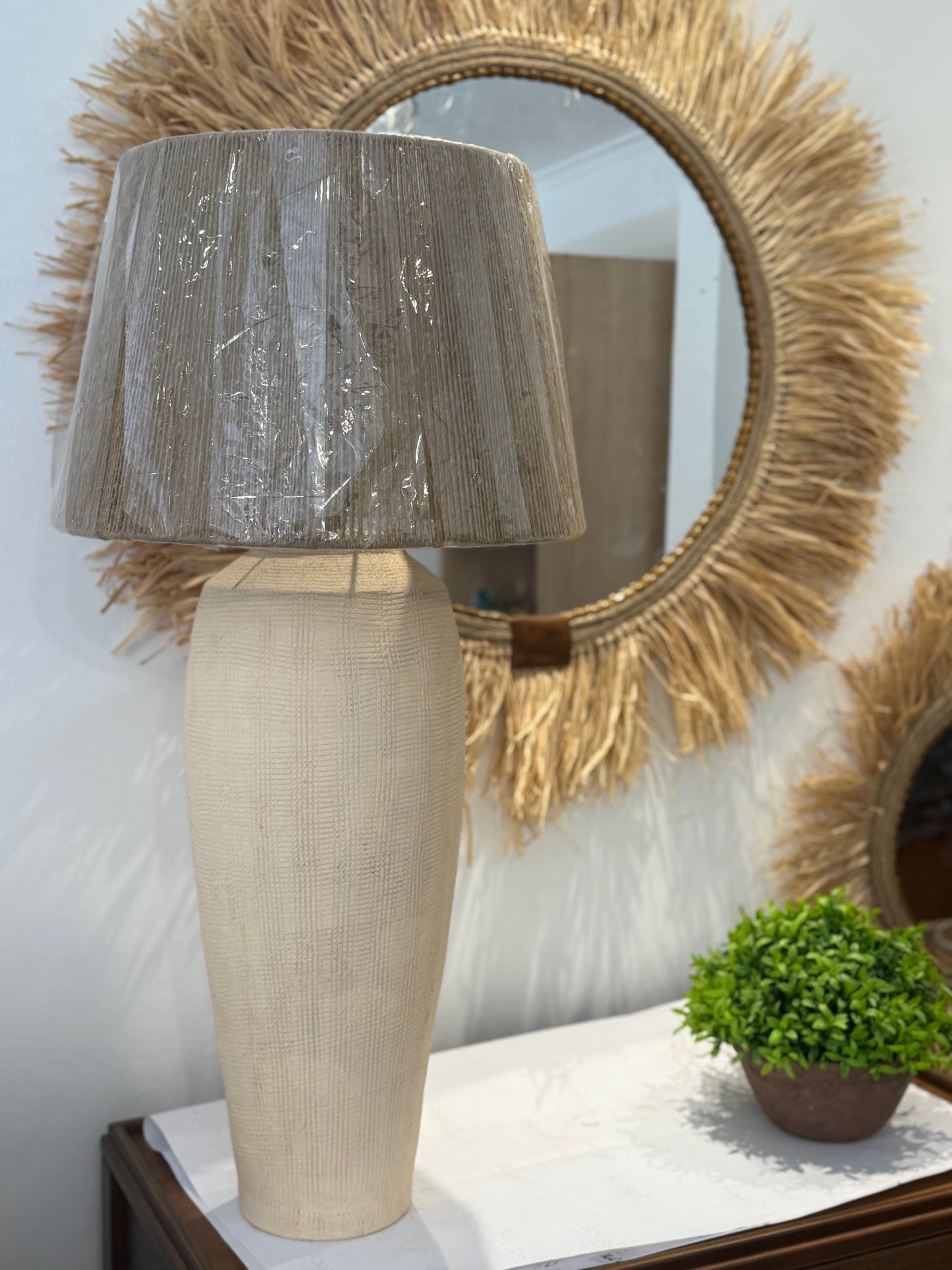 Cleo table lamp