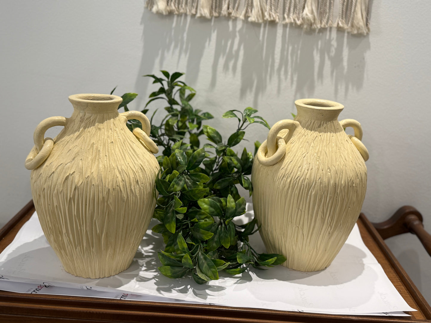 One chain vase