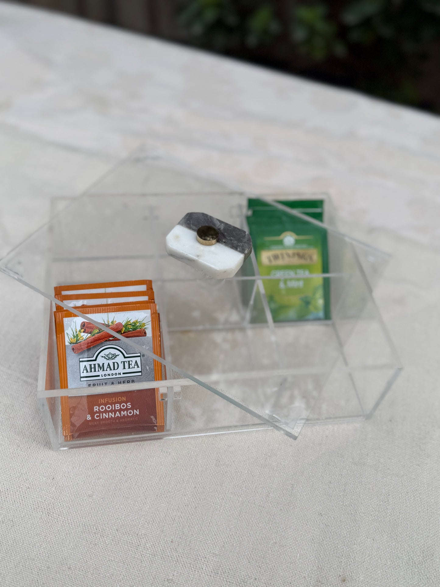 Marble knob 6 compartment box
