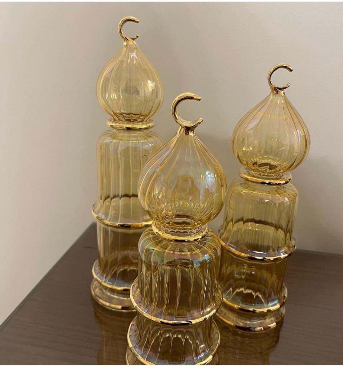 Ma'thana decorative glass