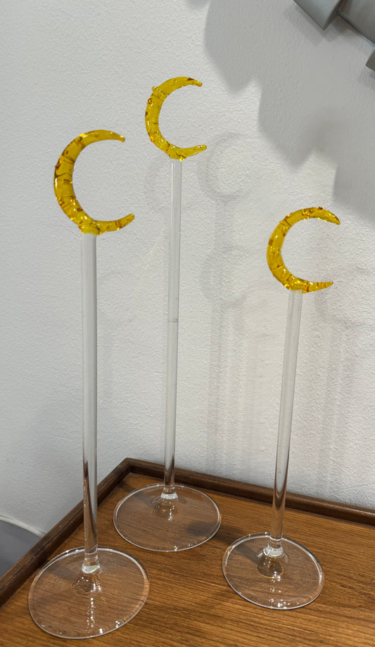 Yellow crescent sticks 🌙